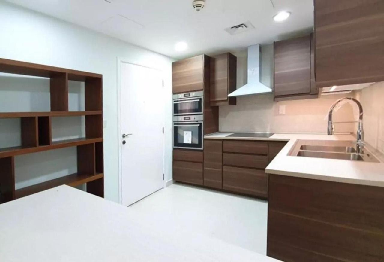 Happy Season - Jbr Apartments, Beach Front, Top Furnished Apartment Dubai