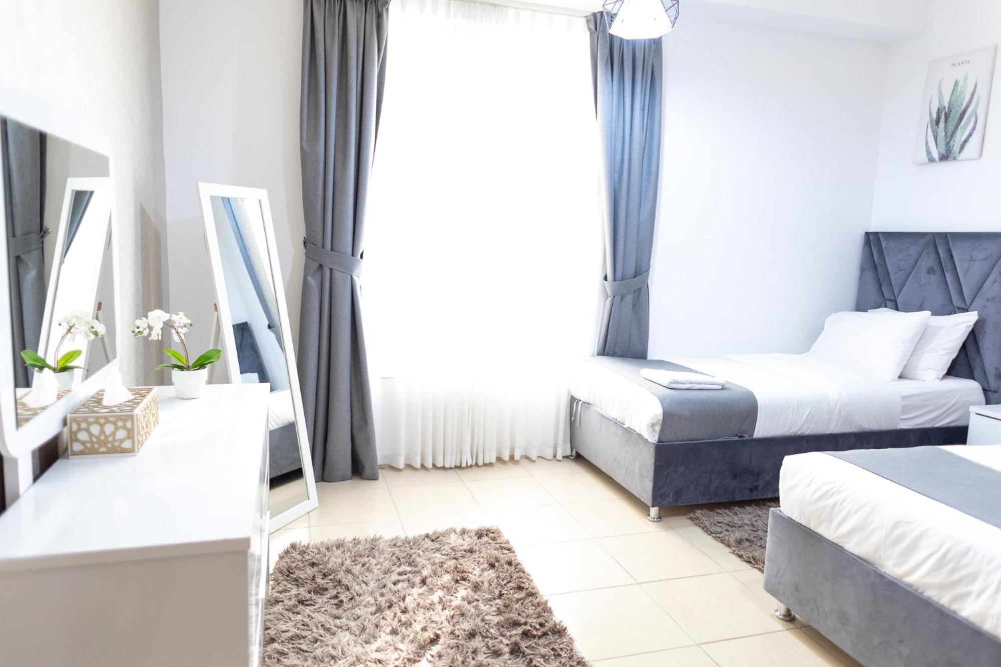 Happy Season - Jbr Apartments, Beach Front, Top Furnished * Dubai